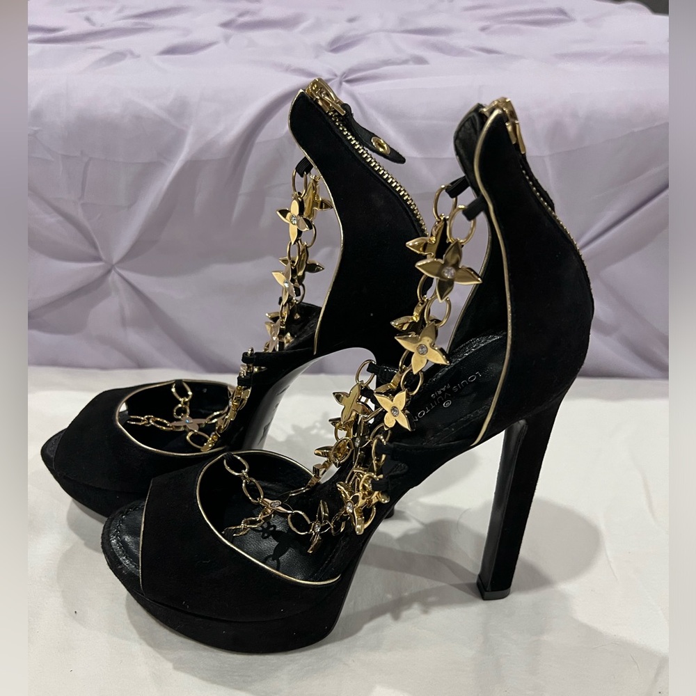Louis Vuitton Heels with Gold chains